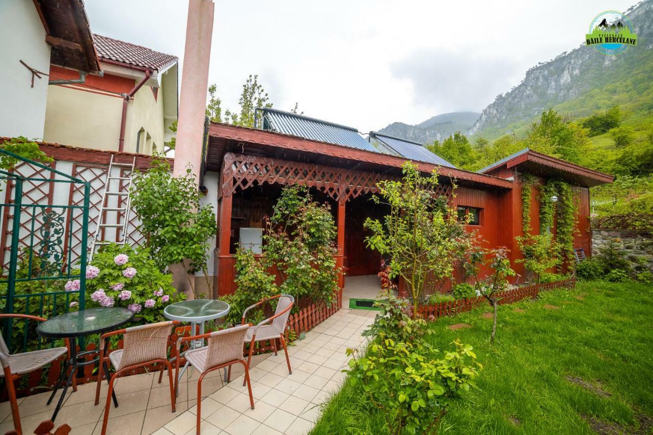 Pension Eden Băile Herculane Exterior foto